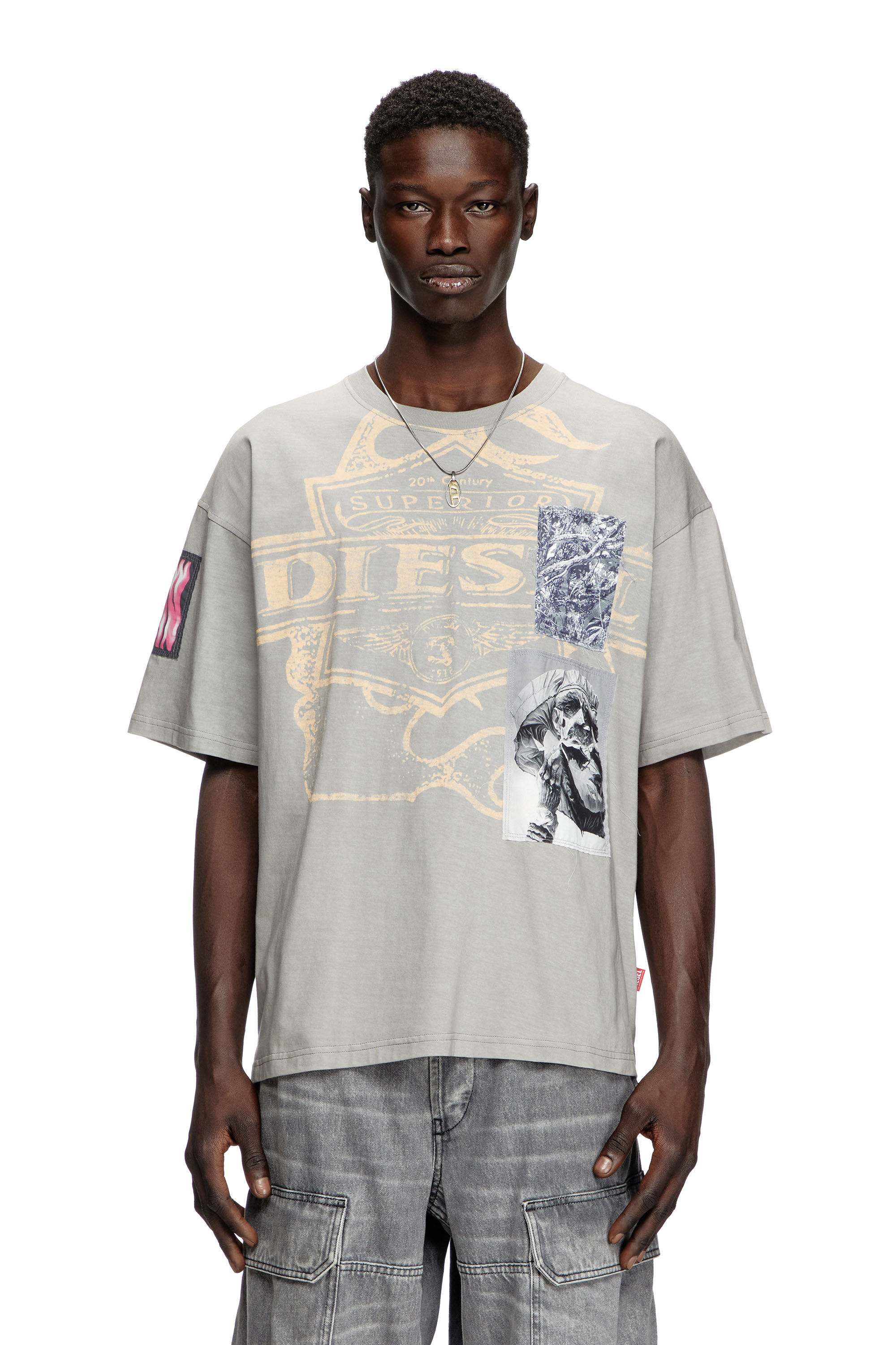 Diesel - T-BOXT-SLITS-R8, Man's T-shirt with patch detail in Grey - 3