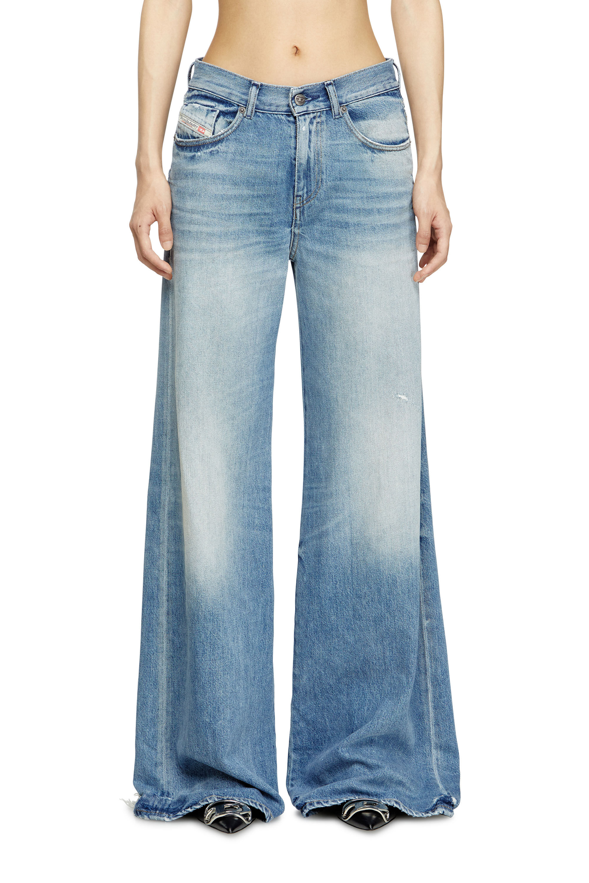 Diesel - Woman's Flare Jeans 1978 D-Akemi 09M07, Light Blue - 3