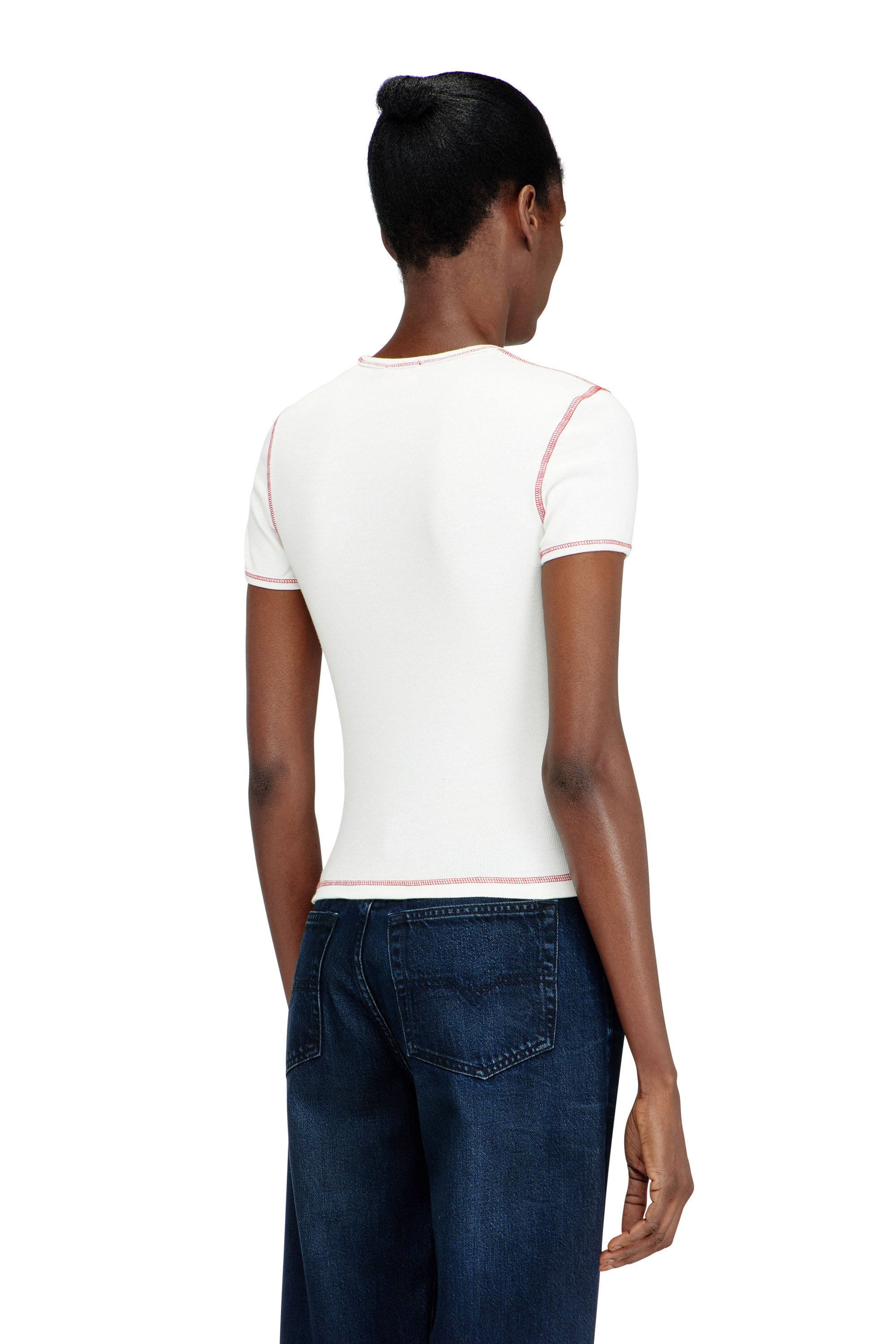 SV-T-ELE-CHER, White