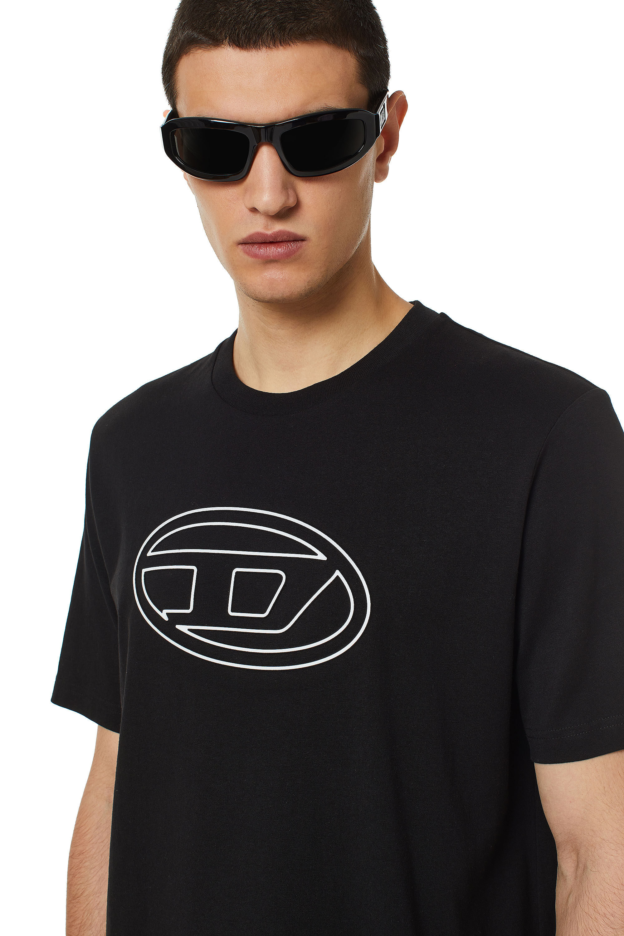 Diesel - T-JUST-BIGOVAL, Man T-shirt in vintage cotton jersey in Black - Image 5