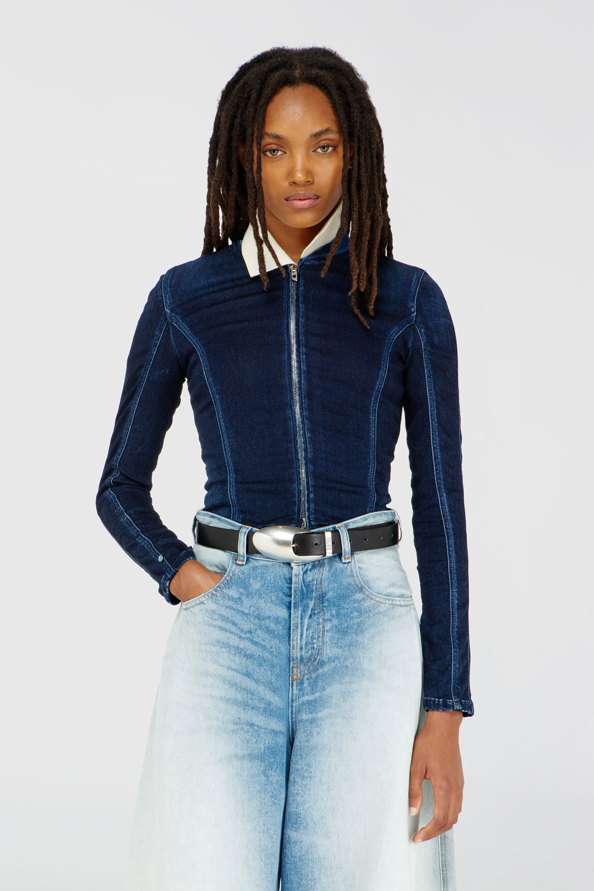 Diesel - DE-GARY-D JOGG, Woman's Cropped jacket in JoggJeans in Dark Blue - 3