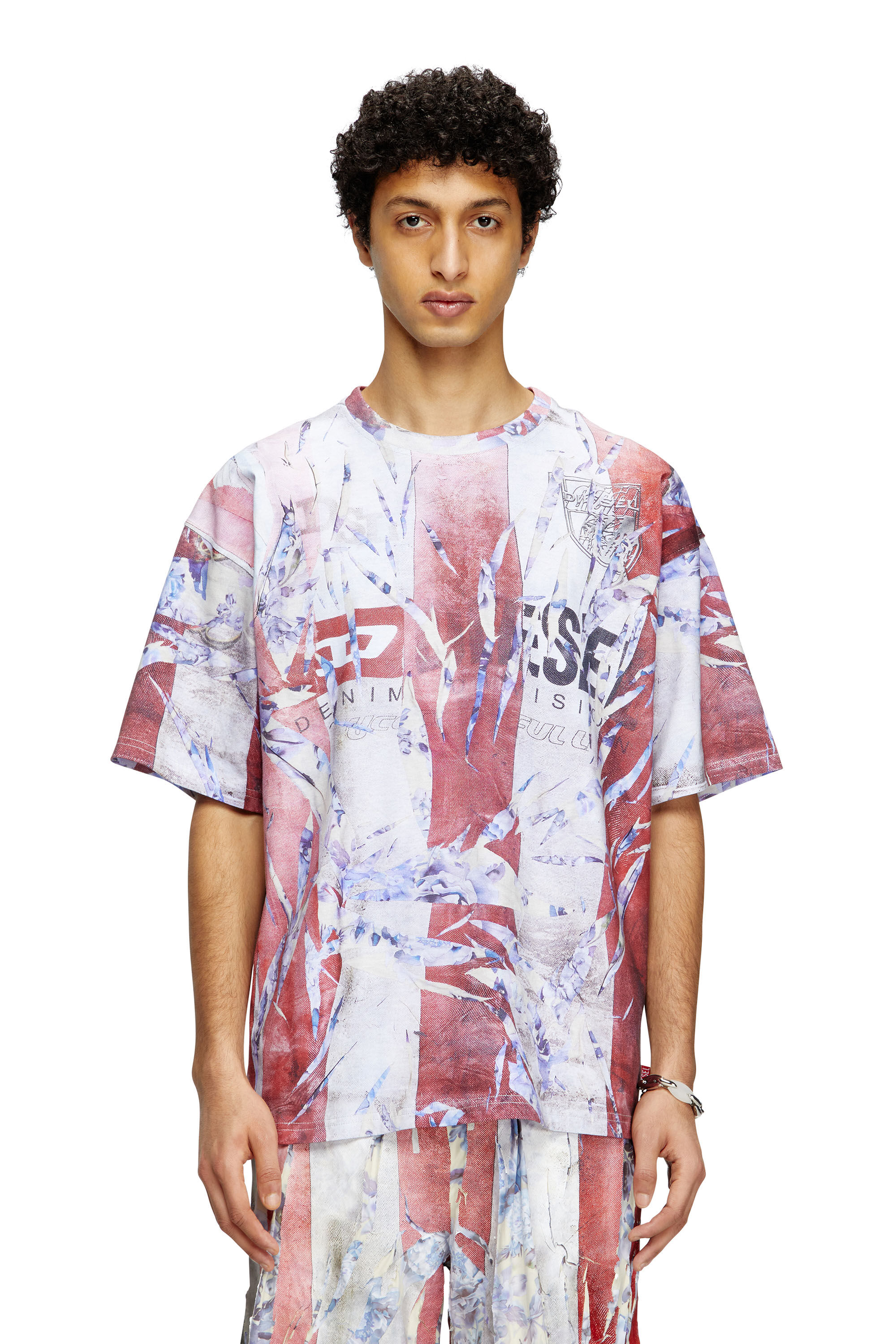 Diesel - T-BOXT-R13, Man's T-shirt with trompe l'oeil cracked print in Red/White - 3