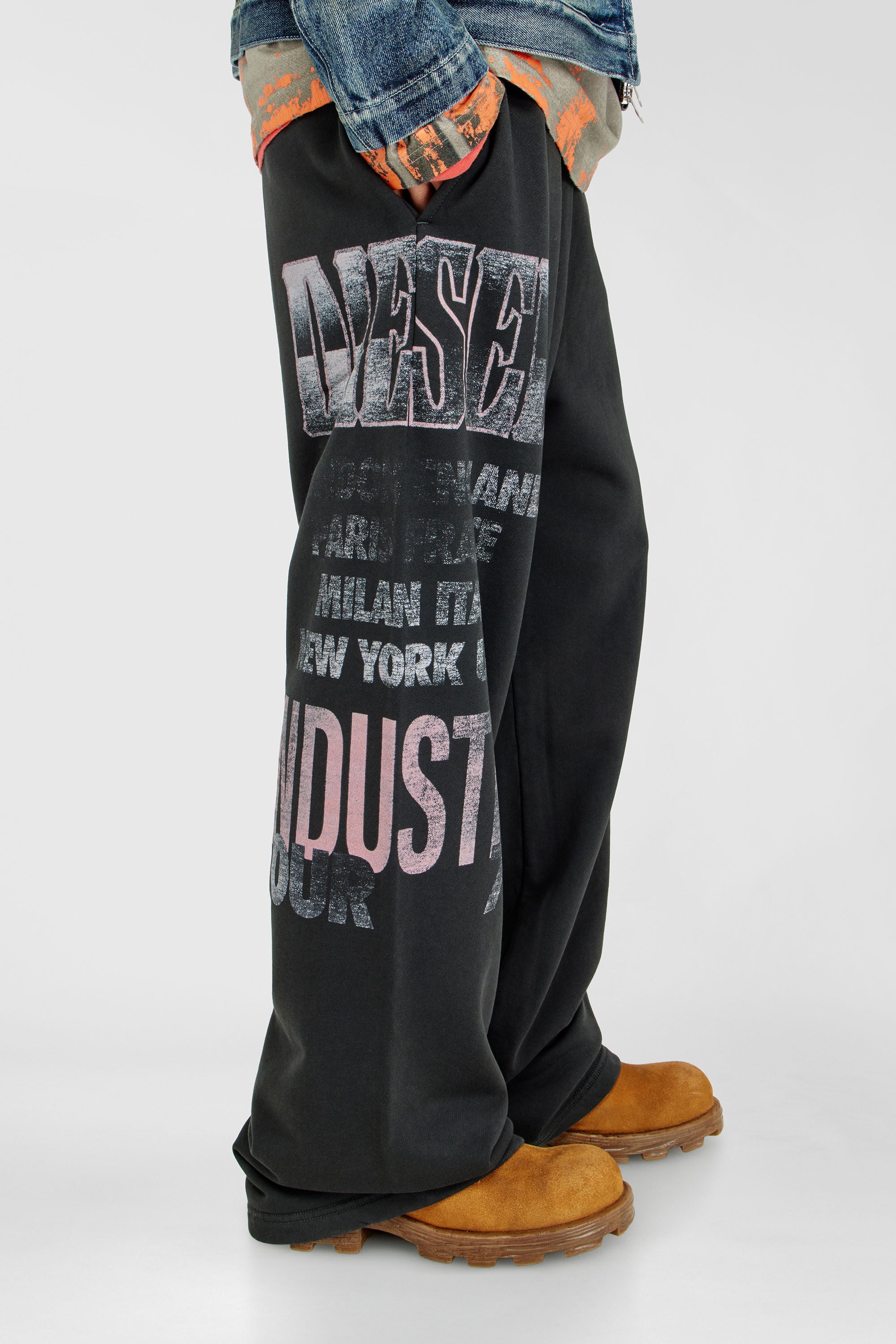 Diesel - P-ILL, Man's Sweatpants with concert graphics in Black - 5