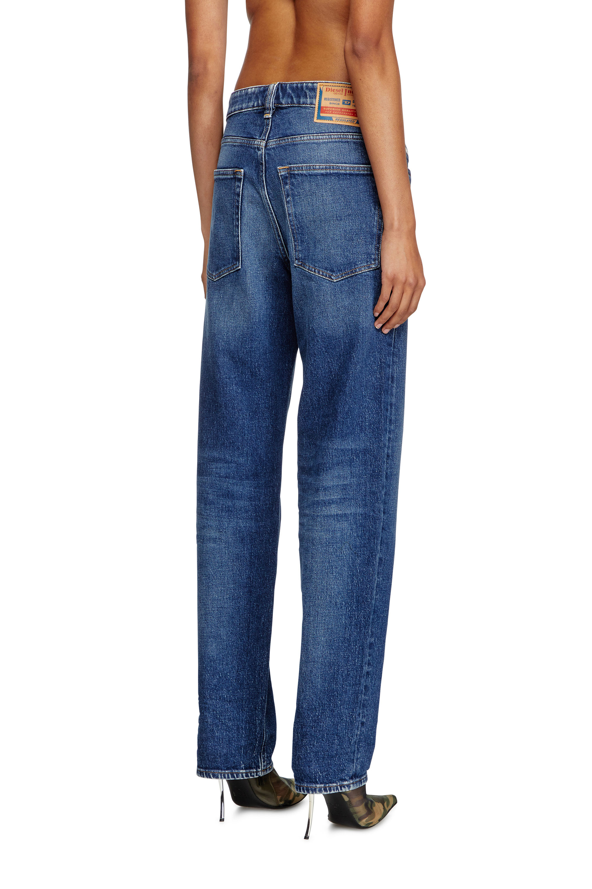 Regular Jeans 1988 D-Ark 09L21, Medium blue Diesel - Woman's Regular Jeans 1988 D-Ark 09L21, Medium blue - 4