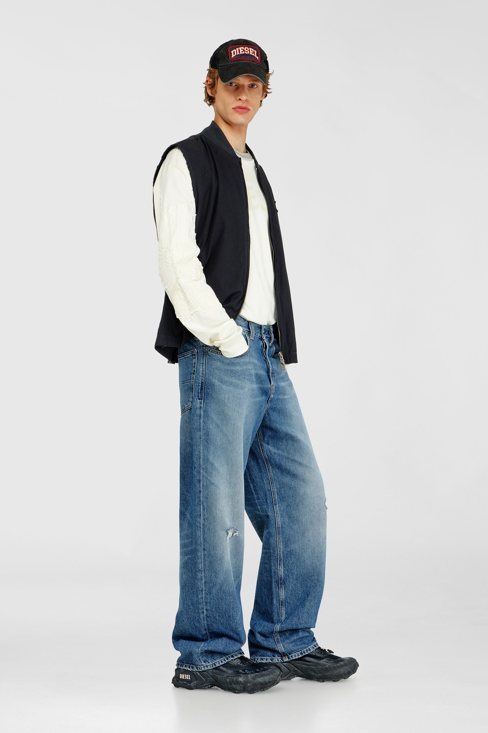 Diesel - Man's Relaxed Jeans 2001 D-Macro 09P61, Medium blue - 2