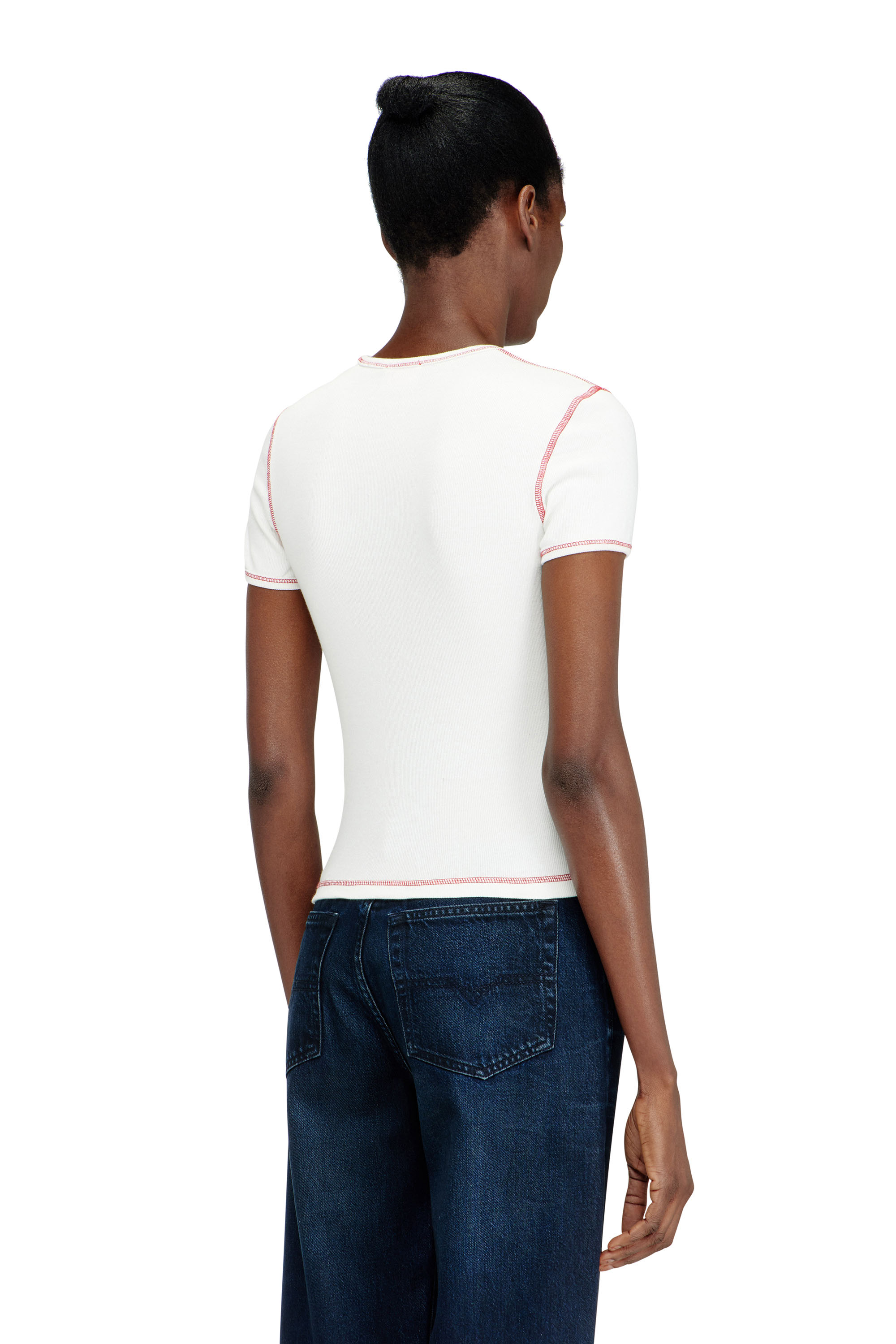 SV-T-ELE-CHER, White