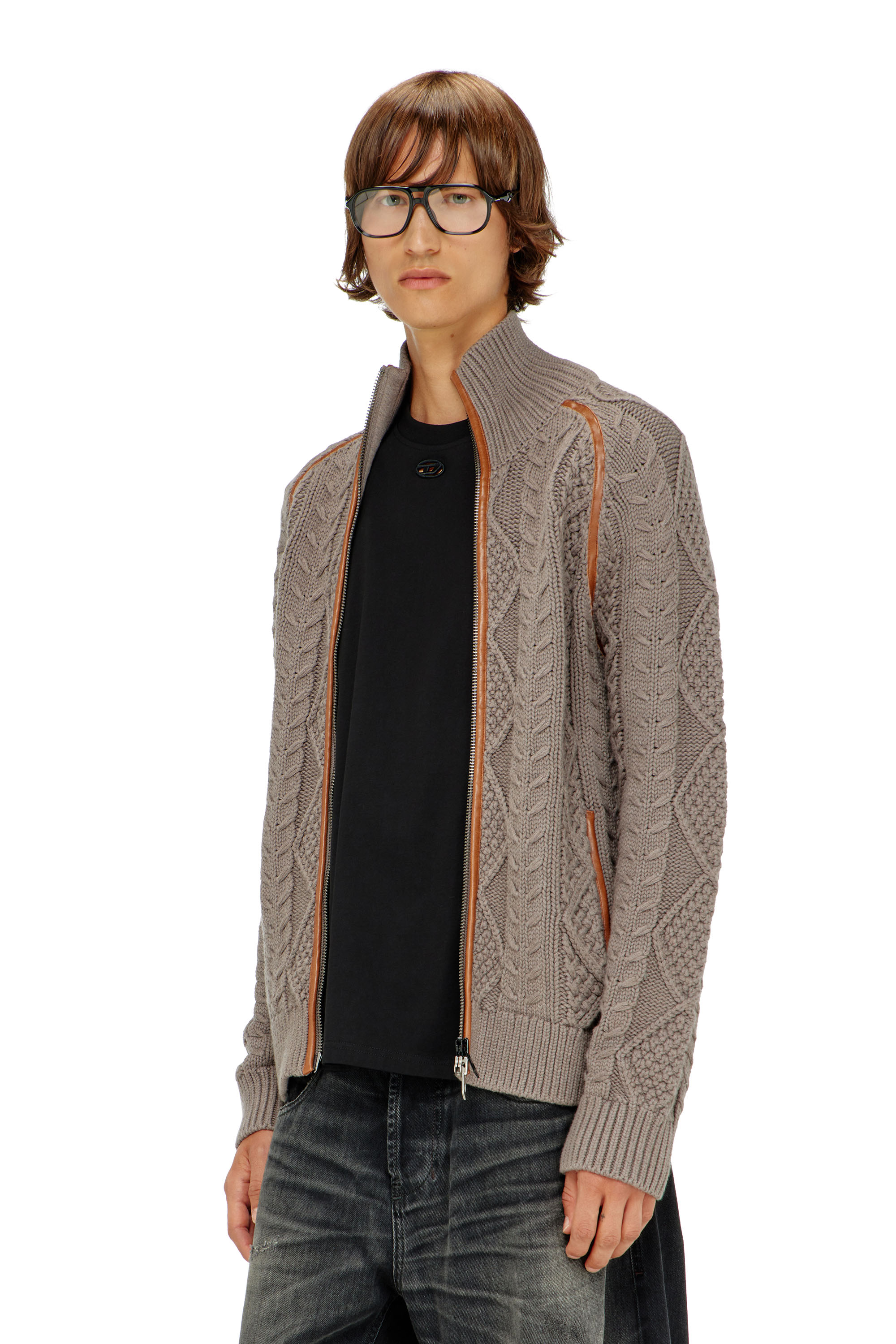 Diesel - T-BOXT-DCO, Man's Relaxed cotton T-shirt with Oval D embroidery in Black - 1